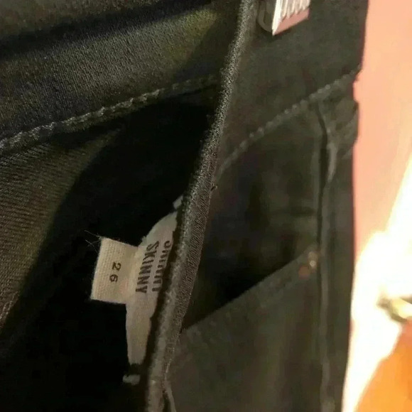 Madewell Skinny Jeans. - Picture 5 of 7